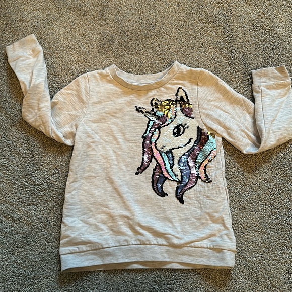 H&M unicorn sweatshirt - Picture 1 of 4